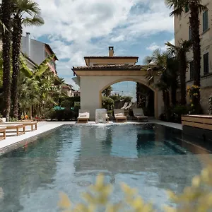 Hotel Classique